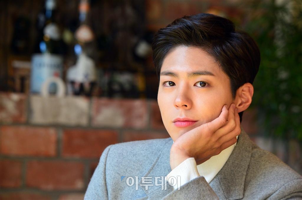 오늘자 박보검 | 인스티즈