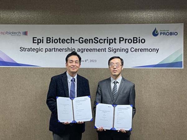 ▲(Left) Epi Biotech CEO Jong-Hyuk Sung, GenScript ProBio Chairman Patrick Liu