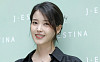 아이유, 악성 게시물에 강경 대응⋯美법원에 신원 조회 요청
