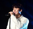 [BZ포토] 브로맨스 박장현, 힐링 보이스