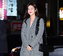 [BZ포토] 경수진, 롱코트로 멋낸 체조 요정