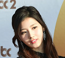 [BZ포토] 트와이스 사나, 햇살에 반짝반짝