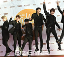 [BZ포토] 인피니트, 포토월도 무대처럼~