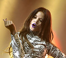 [BZ포토] 씨엘씨 손, 마성의 손가락 하트