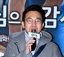 [BZ포토] 종영 소감 전하는 '낭만닥터 김사부' 유인식 PD