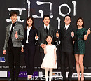 [BZ포토] SBS 새 월화드라마 '피고인' 엄지 척!