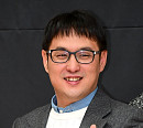 [BZ포토] 인사말 전하는 '피고인'의 조영광PD