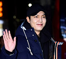 [BZ포토] 이민호, '푸른 바다' 종방연 빠질 수 없죠~