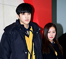 [BZ포토] 펜타곤 우석-CLC 장예은, 우리 졸업해요
