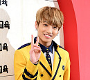 [BZ포토] 방탄소년단 정국, 졸업식장 밝히는 비주얼