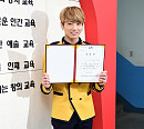 [BZ포토] '졸업' 방탄소년단 정국, 오늘로 교복도 마지막~