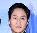 [BZ포토] 정우, 강단 있는 눈빛