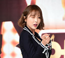 [BZ포토] 홍진영, 애교 자판기