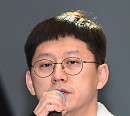 [BZ포토] 인사말 전하는 '하숙집 딸들' 정희섭 PD