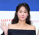 [BZ포토] 씨스타 소유, 오프숄더로 우아하게