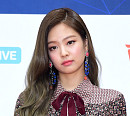 [BZ포토] 블랙핑크 제니, 눈빛에 빠져들어~