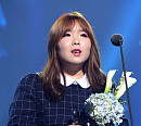 [BZ포토] 조윤경, '올해의 작사가상'  수상했어요