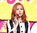 [BZ포토] 러블리즈 진, 우아하게 머리 넘기며~