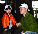 [BZ포토] 양동근, 붕어빵 아들과 함께 '미씽나인' 종방연 참석