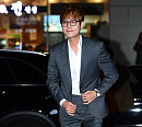 [BZ포토] 정경호, 스윗한 미소와 함께 등장