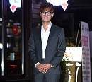 [BZ포토] 정경호, 수트로 완성한 종방연 패션