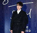 [BZ포토] 이동욱, 시크한 저승사자 패션