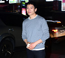 [BZ포토] 지성, 소박한 종방연 패션