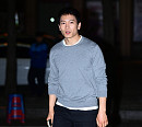 [BZ포토] 지성, 수많은 취재진에 어안이 벙벙