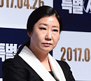 [BZ포토] 라미란, 정치인 카리스마