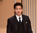 [BZ포토] 이상윤, 완벽한 수트 자태에 심쿵!