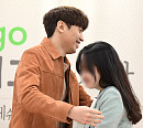 [BZ포토] 에릭, 팬서비스도 특급!