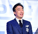 [BZ포토] 이성민, 성냥개비를 자유자재로!
