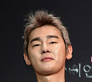 [BZ포토] 허지웅, 뇌섹남 눈빛