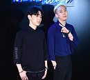 [BZ포토] 그레이-로꼬, 어딘가 어색한 포즈