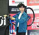 [BZ포토] 류준열, 험난한 광고모델의 길