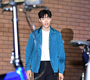 [BZ포토] 류준열, 등장만 해도 시선 집중!