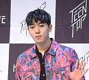 [BZ포토] 틴탑 창조, 화려한 재킷에 밀리지 않는 외모