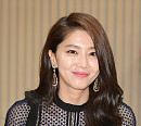[BZ포토] 오윤아, 섹시한 시스루 레이스