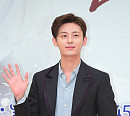 [BZ포토] 이지훈, 부드러운 미소~