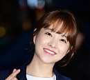 [BZ포토] 박보영, 괴력 하트 애교