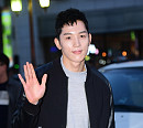 [BZ포토] 장미관, 조명 필요없는 백옥피부