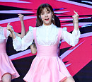 [BZ포토] 다이아 은채, 깜찍한 이모티콘 댄스