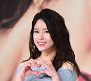 [BZ포토] 오지은, 애교까지 갖춘 미녀