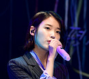 [BZ포토] 아이유, 마성의 목소리