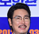 [BZ포토] 조진웅, 가슴에 노란 리본 달고