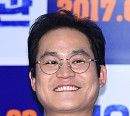 [BZ포토] 김성균, 사람 좋은 미소~