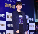 [BZ포토] 이동휘, 제 시사회 패션 어때요?
