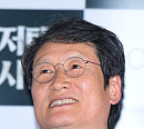 [BZ포토] 문성근, 신뢰감 넘치는 미소