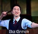 [BZ포토] 안재영, 능청스러운 독백 연기
