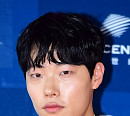 [BZ포토] 류준열, 눈 마주치면 심쿵!